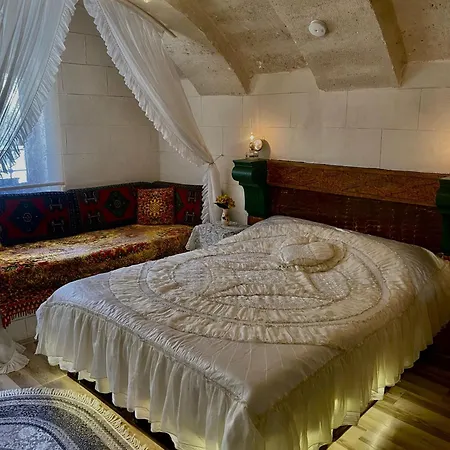 Vaveyla Cave Отель
