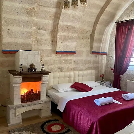 Vaveyla Cave * Ürgüp