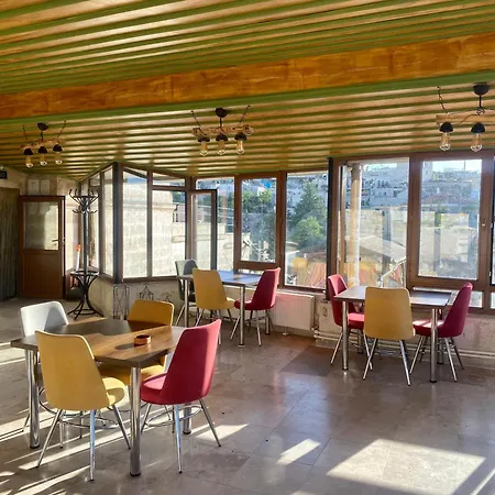 Vaveyla Cave * Ürgüp