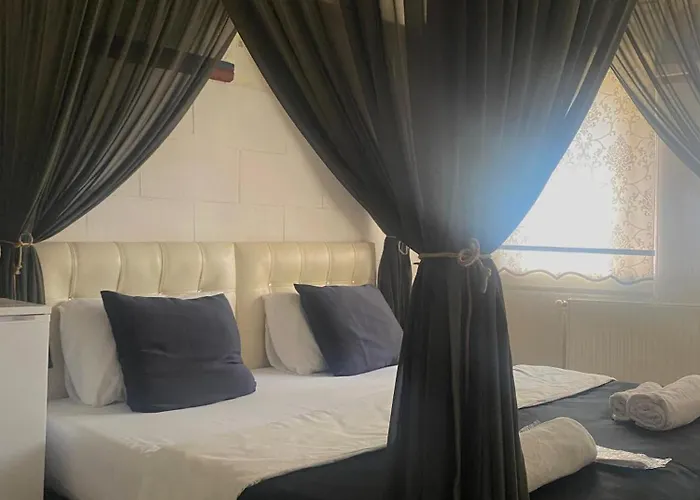 Vaveyla Cave أوروغوبْ