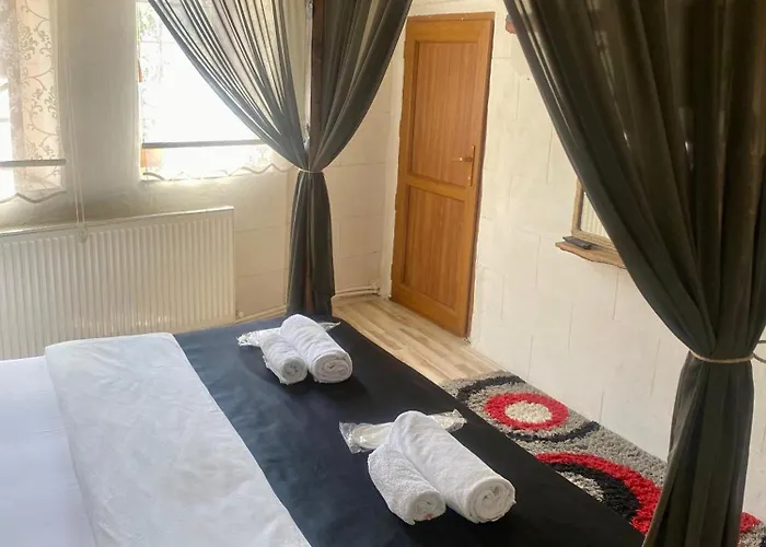 Vaveyla Cave ホテル *