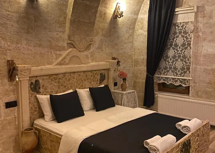 Vaveyla Cave * أوروغوبْ